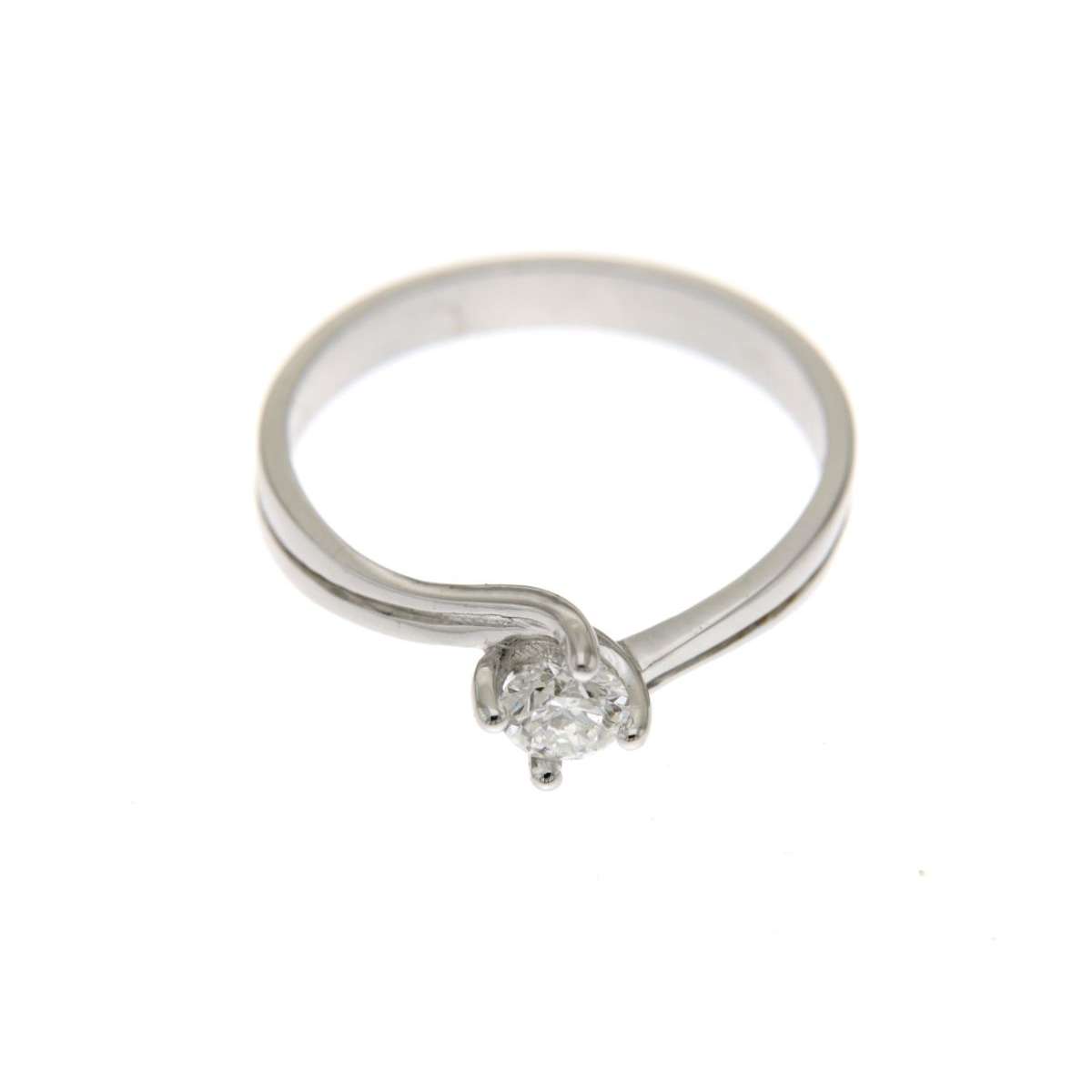 Anello solitario Valentino oro bianco diamante carati 0.30 G-VS1