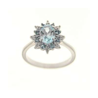 Ring with 1.90 carat blue topaz and 0.12 carat diamonds G-VS1