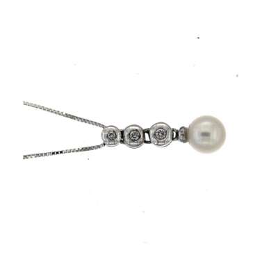 Trilogy necklace with 7 mm pearl and 0.03 carat diamonds G-VS1
