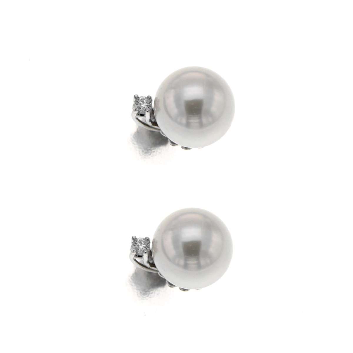 Orecchini con perle mm 8 e diamanti carati 0,04 G-VS1