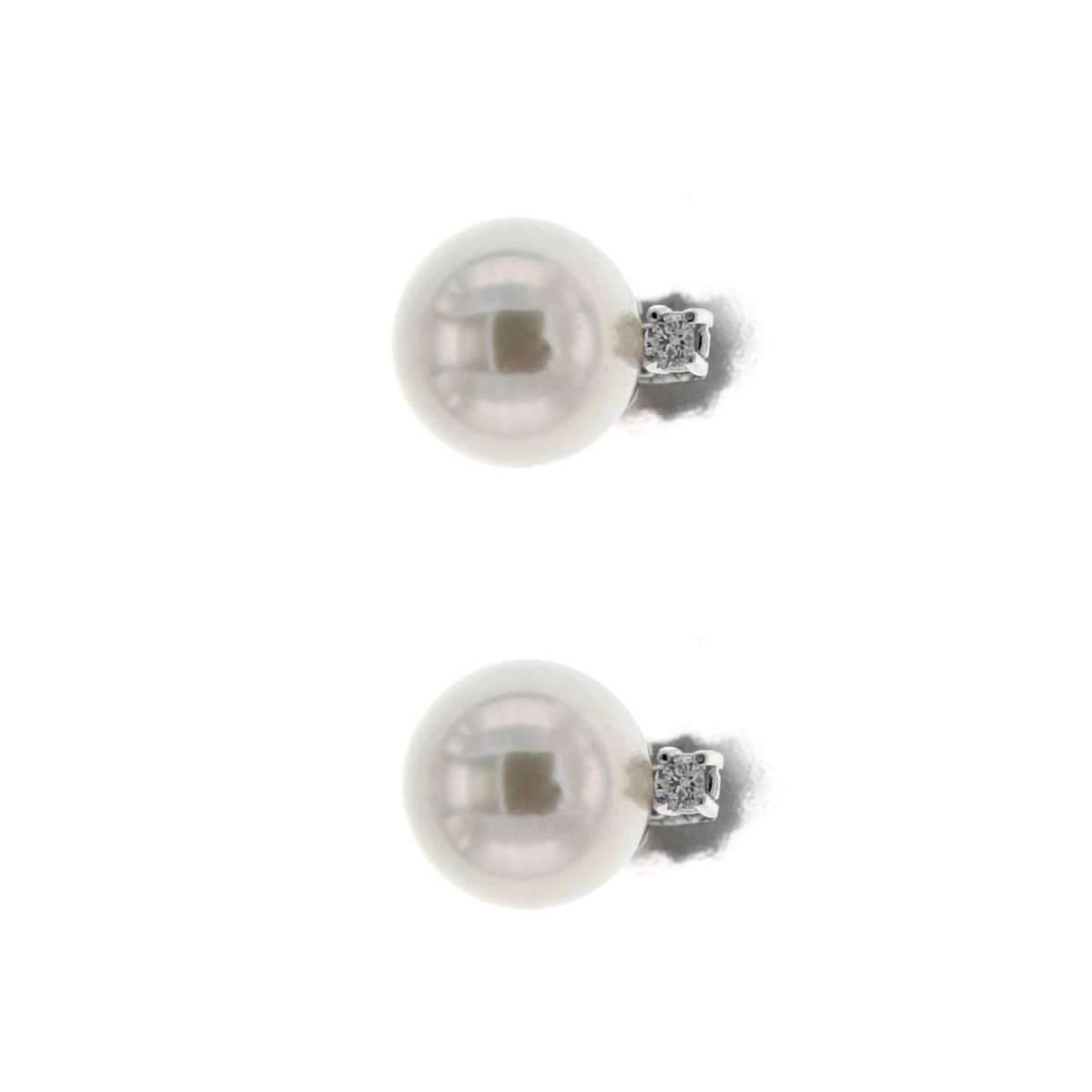 Orecchini con perle mm 8 e diamanti carati 0,04 G-VS1