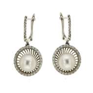 Orecchini con perle mm 9 e diamanti carati 0,60 G-VS1 Orecchini con perle mm 9 e diamanti carati 0,60 G-VS1