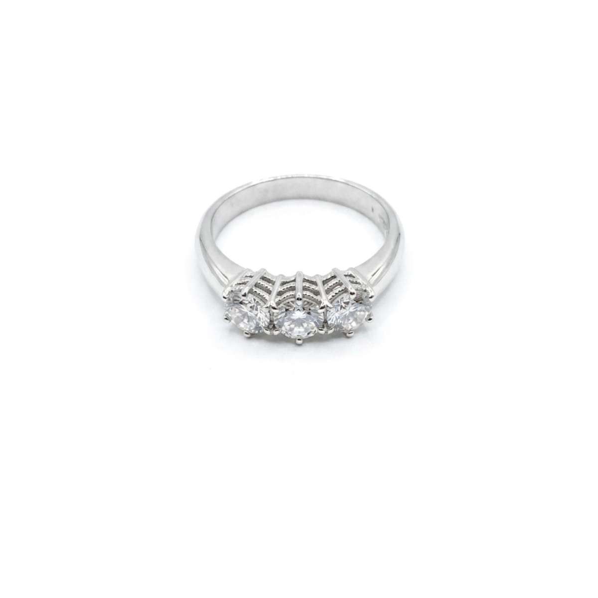 18kt White Gold Trilogy Ring with Natural Diamonds 0.90 Carat - Color G Clarity VVS2 - IGI Certified