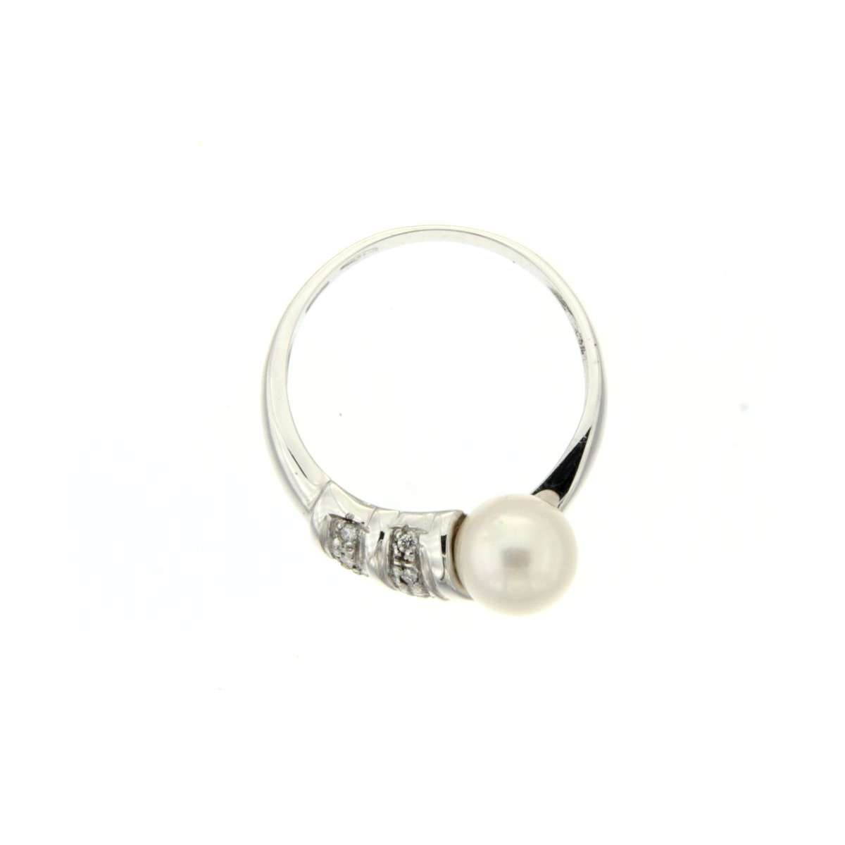 Anello perla mm 7 con diamanti carati 0,04 Colore G Purezza VS1