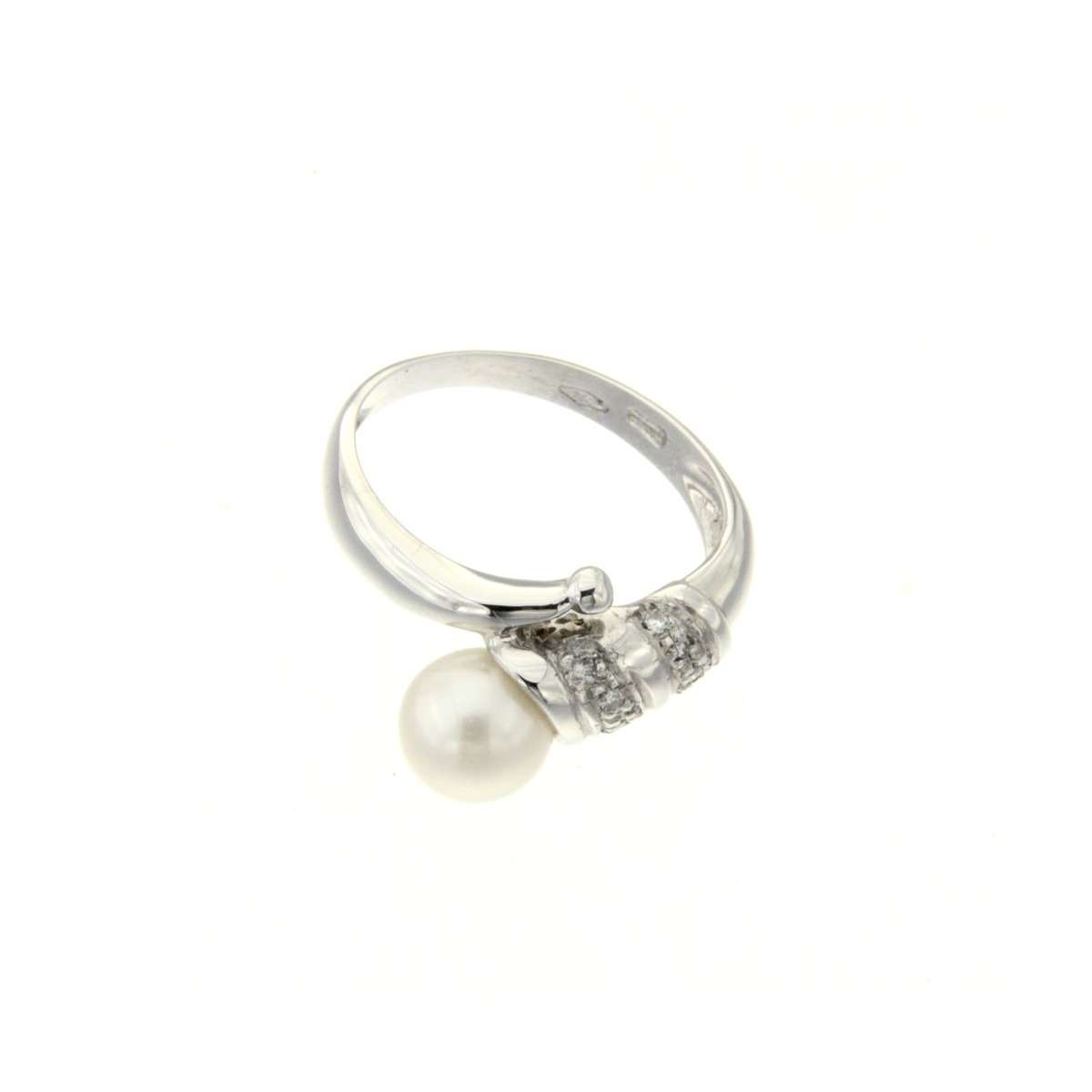 White gold pearl ring 7mm 0.04 carats diamonds G Color VS1 Clarity