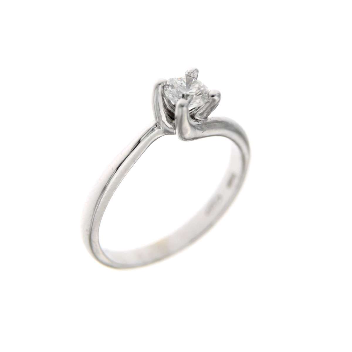 Valentino Solitaire Ring: 4 Prongs with 0.40 ct Diamond G-VS1