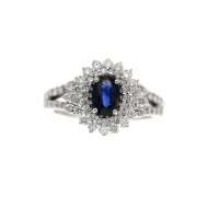 Anello con  zaffiro blu ct 0.59 e diamanti ct 0.90 g-vs1 Anello con  zaffiro blu ct 0.59 e diamanti ct 0.90 g-vs1