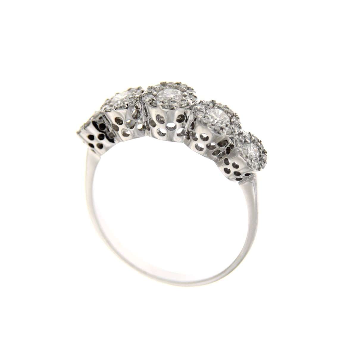 Eternity ring with 0.65 carat diamonds G-VS1