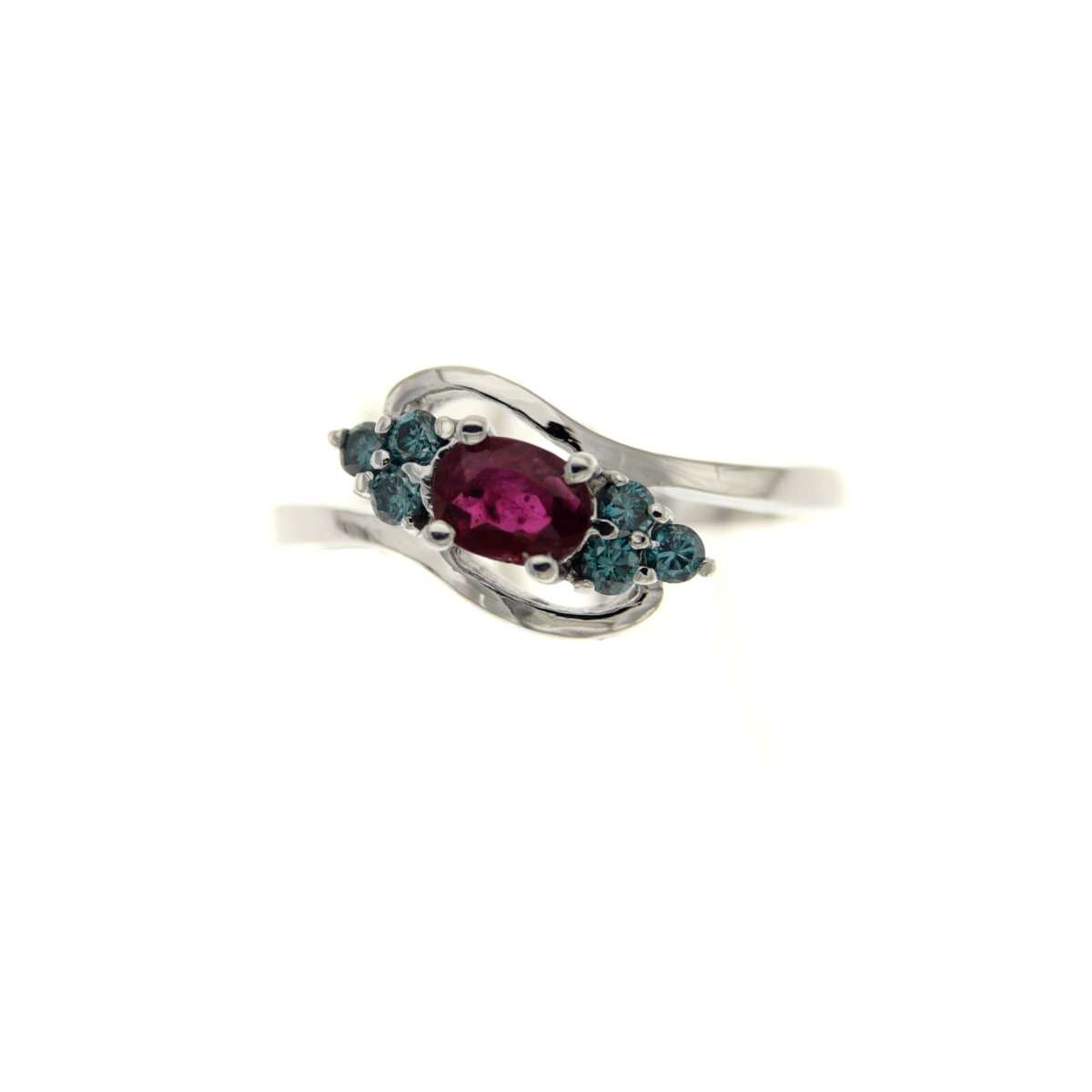 Anello con rubino carati 0,47 diamanti fancy color carati 0,18