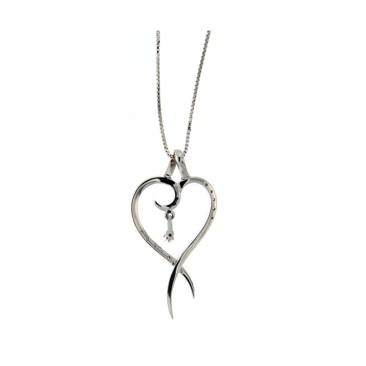 Heart necklace 0.07 carats diamonds G-VS1
