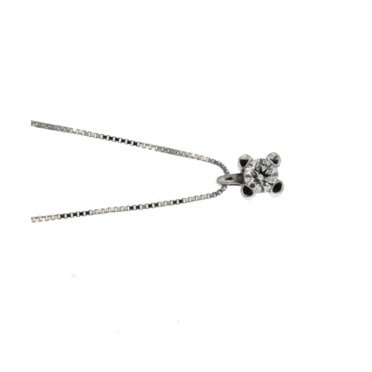 Collana  punto luce con diamante ct 0,07 E-VS1