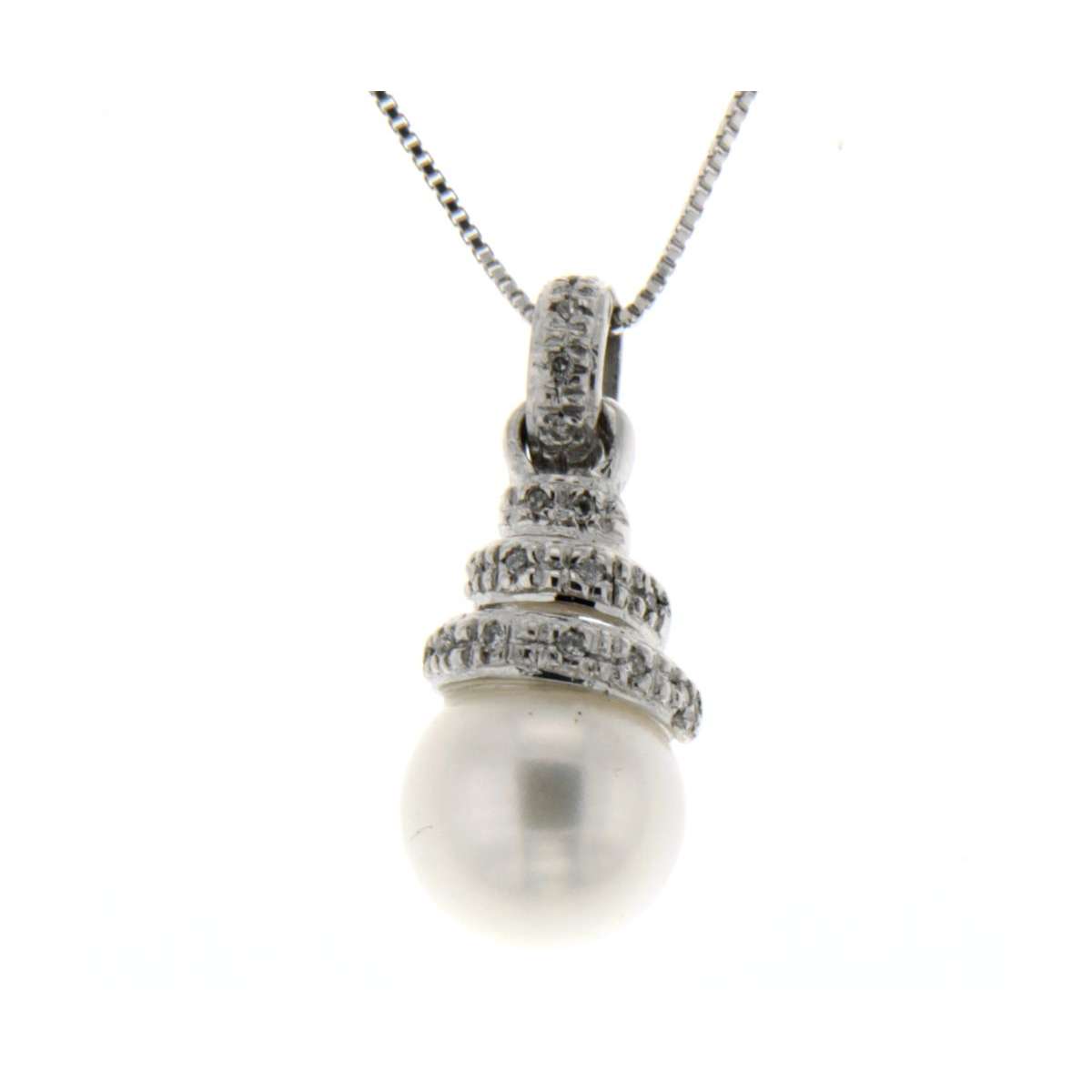 Spiral design necklace with a large pearl 9.50mm 0.06 carats diamonds G-VVS1