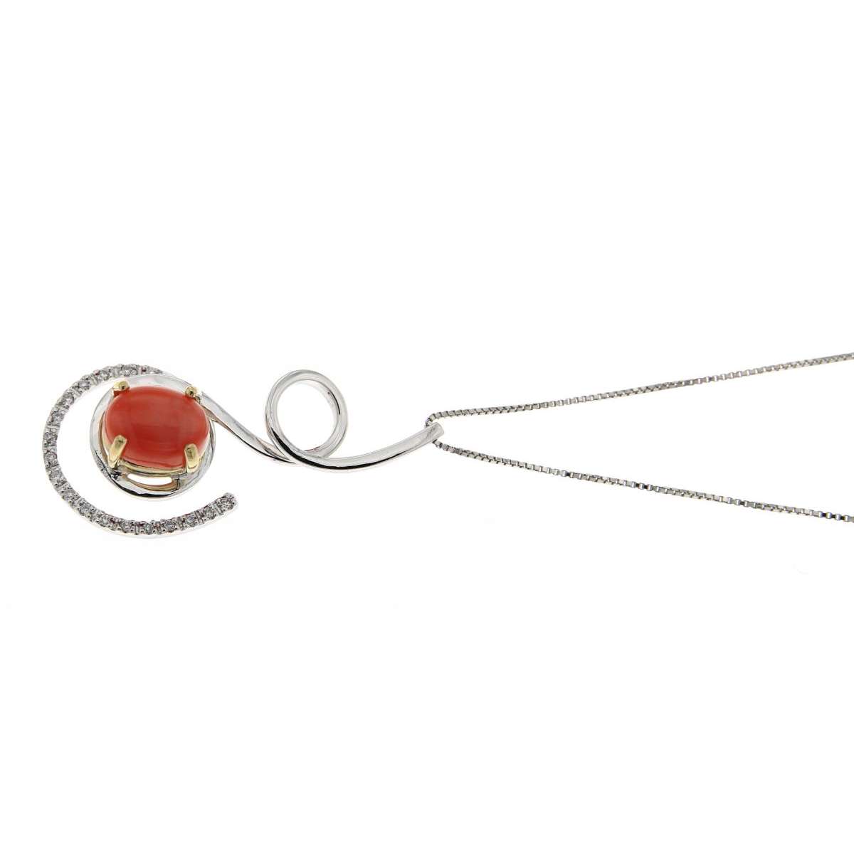 Fancy necklace 1.80 cts. coral 0.08 carats diamond G-VS1