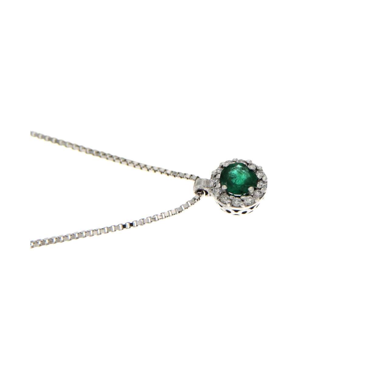 Necklace emerald 0.17 cts. 0.06 carats diamonds G-VS1