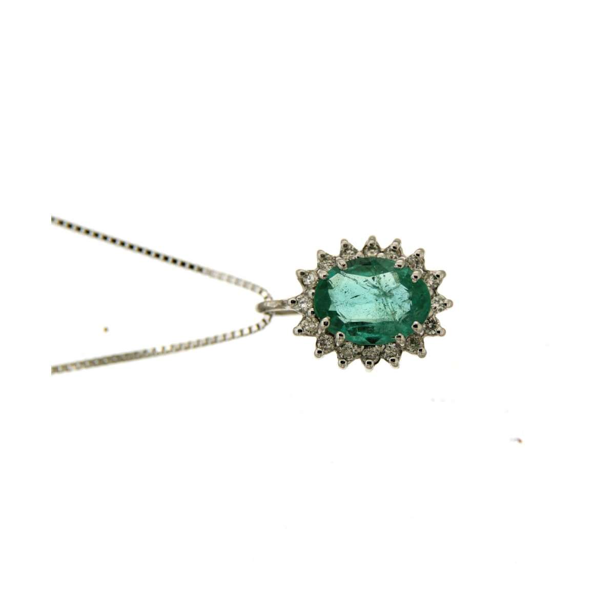 Necklace emerald 0.60 cts. 0.10 carats diamonds G-VS1