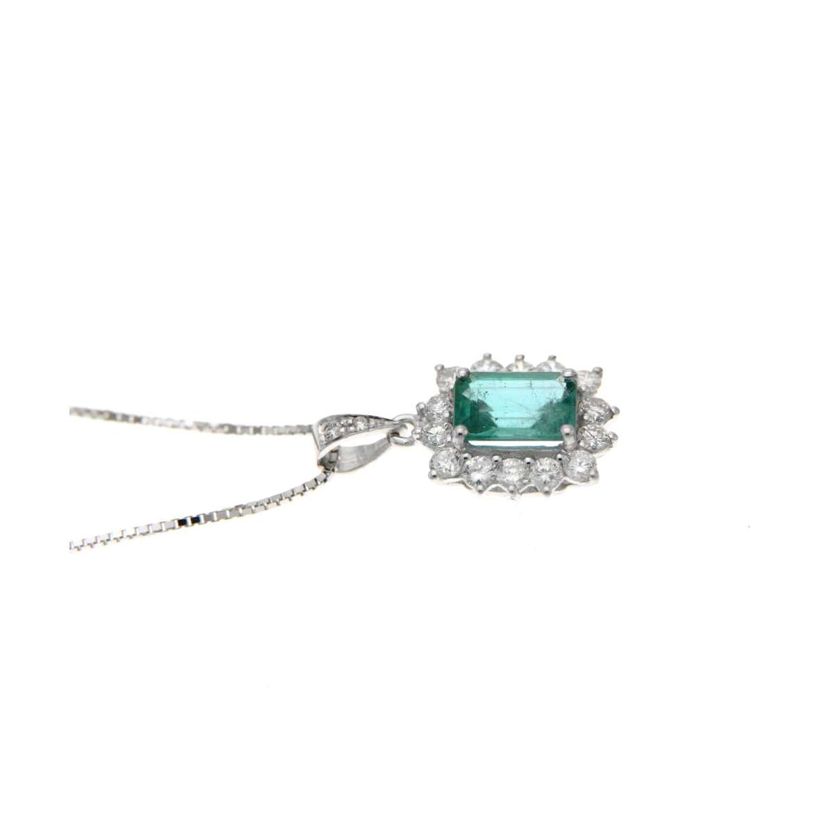 Collana in oro bianco 18 kt smeraldo rettangolare carati 0.85 diamanti carati 0,46 G-VS1