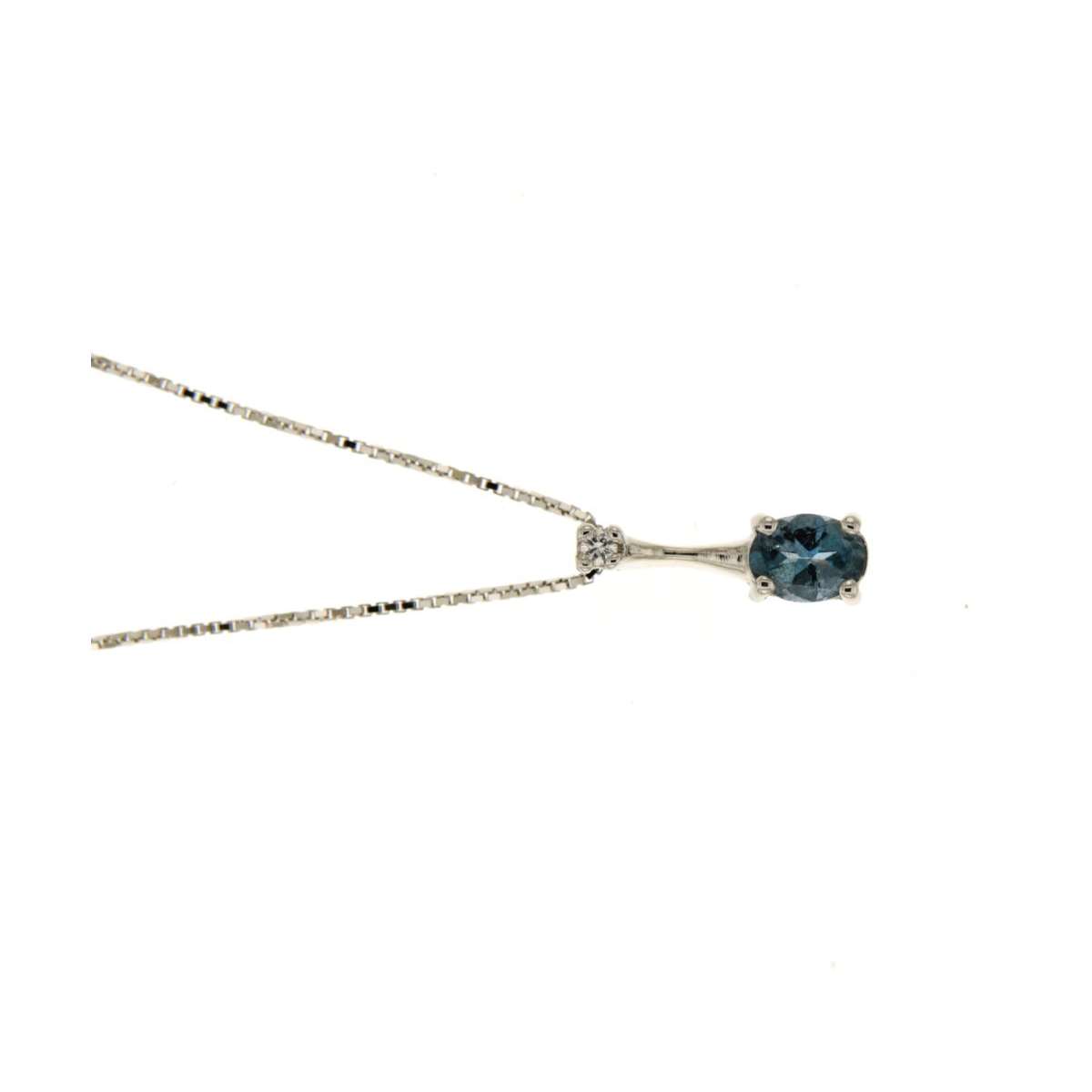 Necklace with pendant 0.30 cts. aquamarine 0.02 carats diamonds G-VS1
