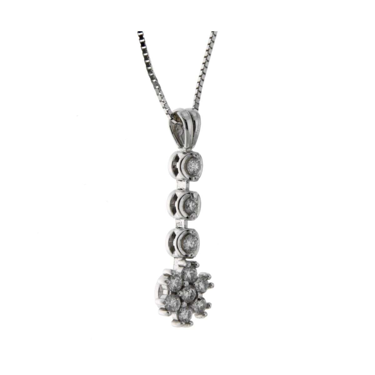 Necklace 0.25 carats diamonds G-VS1