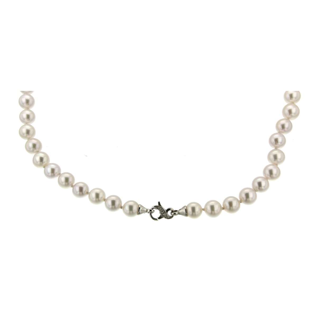 Pearl choker 8mm white gold central clasp 0.02 carats diamonds G-VS1