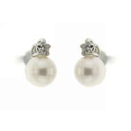 Orecchini con perle mm 7,50 e diamanti carati 0,12 G-VS1 Orecchini con perle mm 7,50 e diamanti carati 0,12 G-VS1