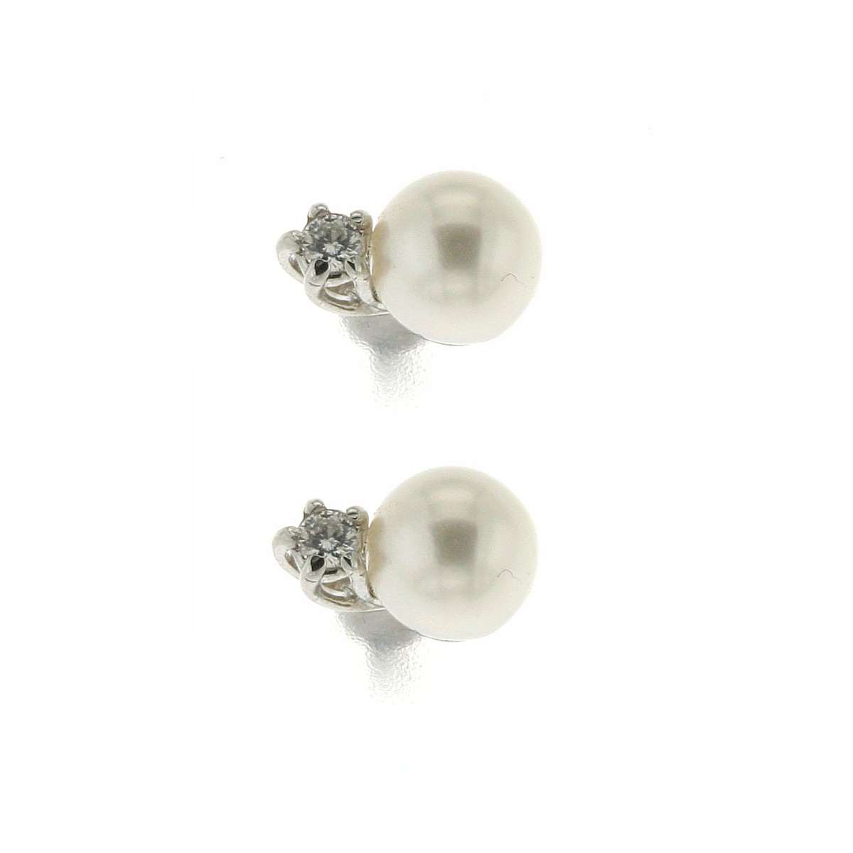 Earrings pearls 7.50mm 0.12 carats diamonds G-VS1 