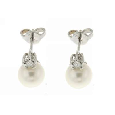 Earrings pearls 7.50mm 0.12 carats diamonds G-VS1 