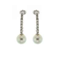 Orecchini con perle grigie mm 8.50 e diamanti ct 0,42 G-VS1 Orecchini con perle grigie mm 8.50 e diamanti ct 0,42 G-VS1