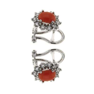 Rose-cut earrings coral 2.20 cts. 0.52 carats diamonds G-VS1