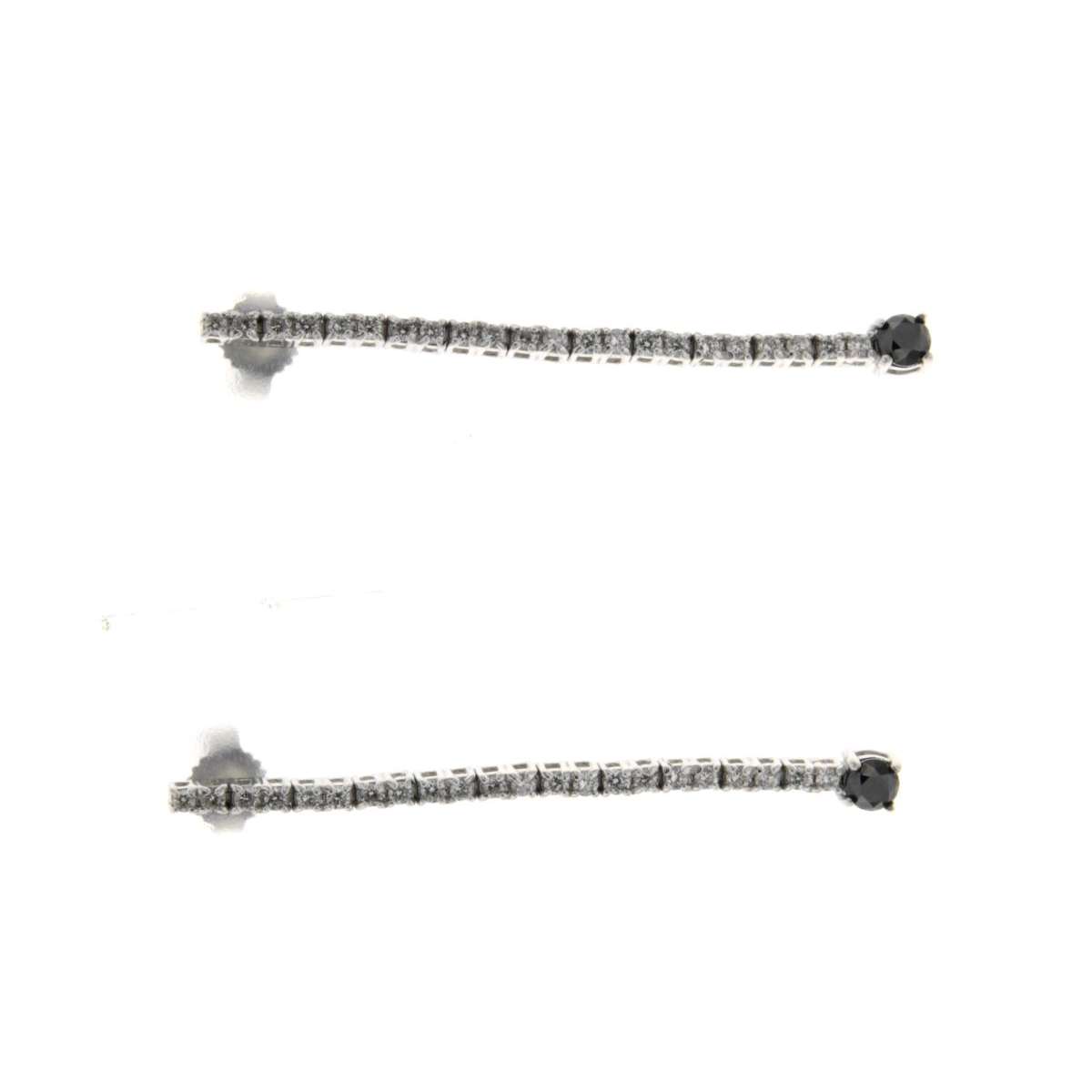 Tennis earrings white and black diamonds G-VS1 0.84 total carats