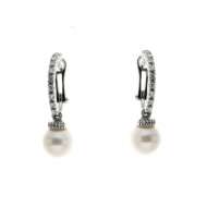 Orecchini pendenti con perle mm5 diamanti carati 0,22 G-VS1 Orecchini pendenti con perle mm5 diamanti carati 0,22 G-VS1