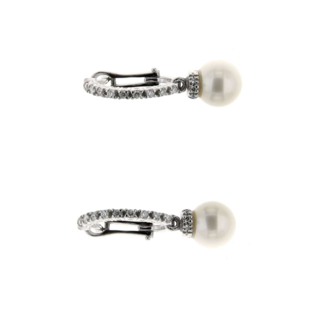 Dangling earrings pearls 5mm 0.22 carats diamonds G-VS1  