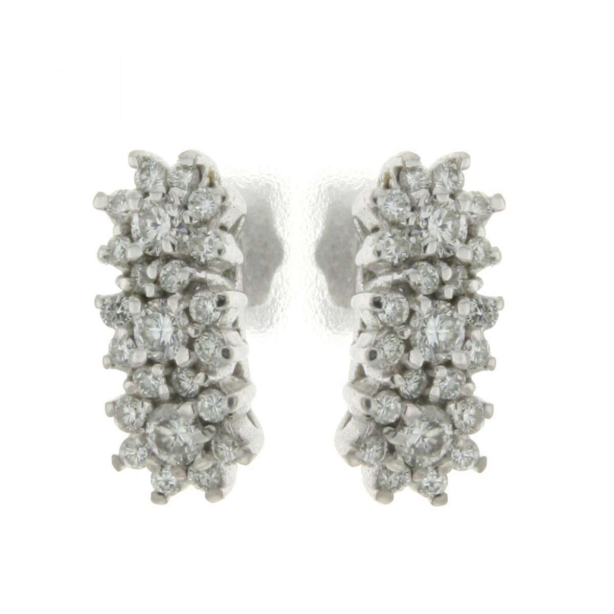 White gold fancy earrings 0.84 carats diamonds G-VS1