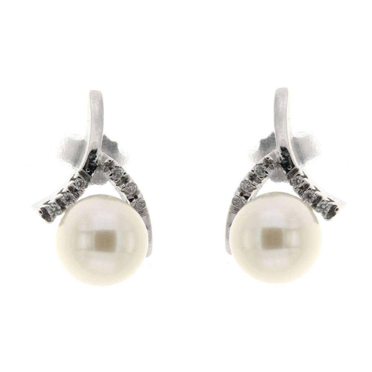Orecchini con perle mm 7 diamanti carati 0,06 G-VS1