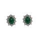 Orecchini con smeraldi ct 1.07 e contorno di diamanti ct 0.50 G-VS1