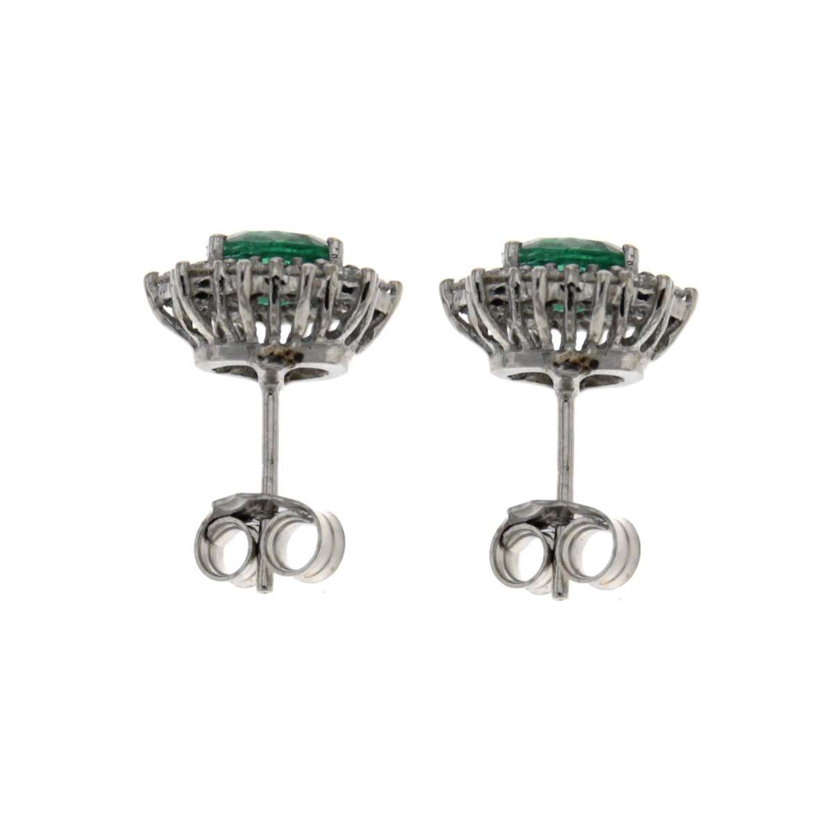 Earrings with emeralds ct 1.07 and diamond outline ct 0.50 G-VS1