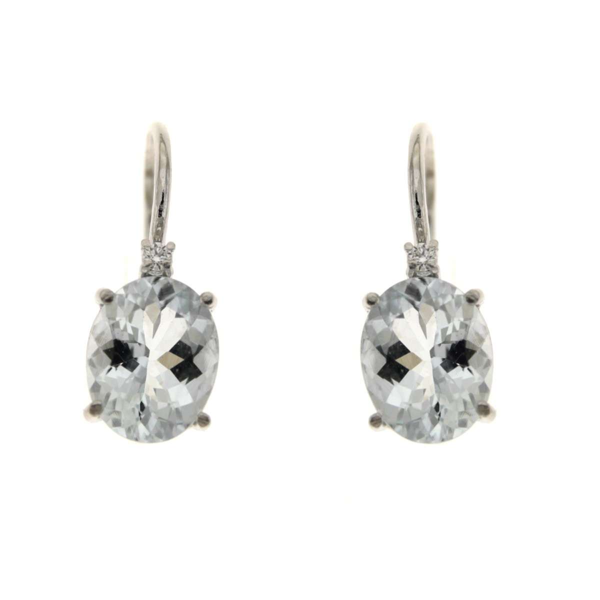 Earrings with light blue aquamarine ct 3.66 and diamonds ct 0.045 G-VS1 Earrings with light blue aquamarine ct 3.66 and diamonds ct 0.045 G-VS1