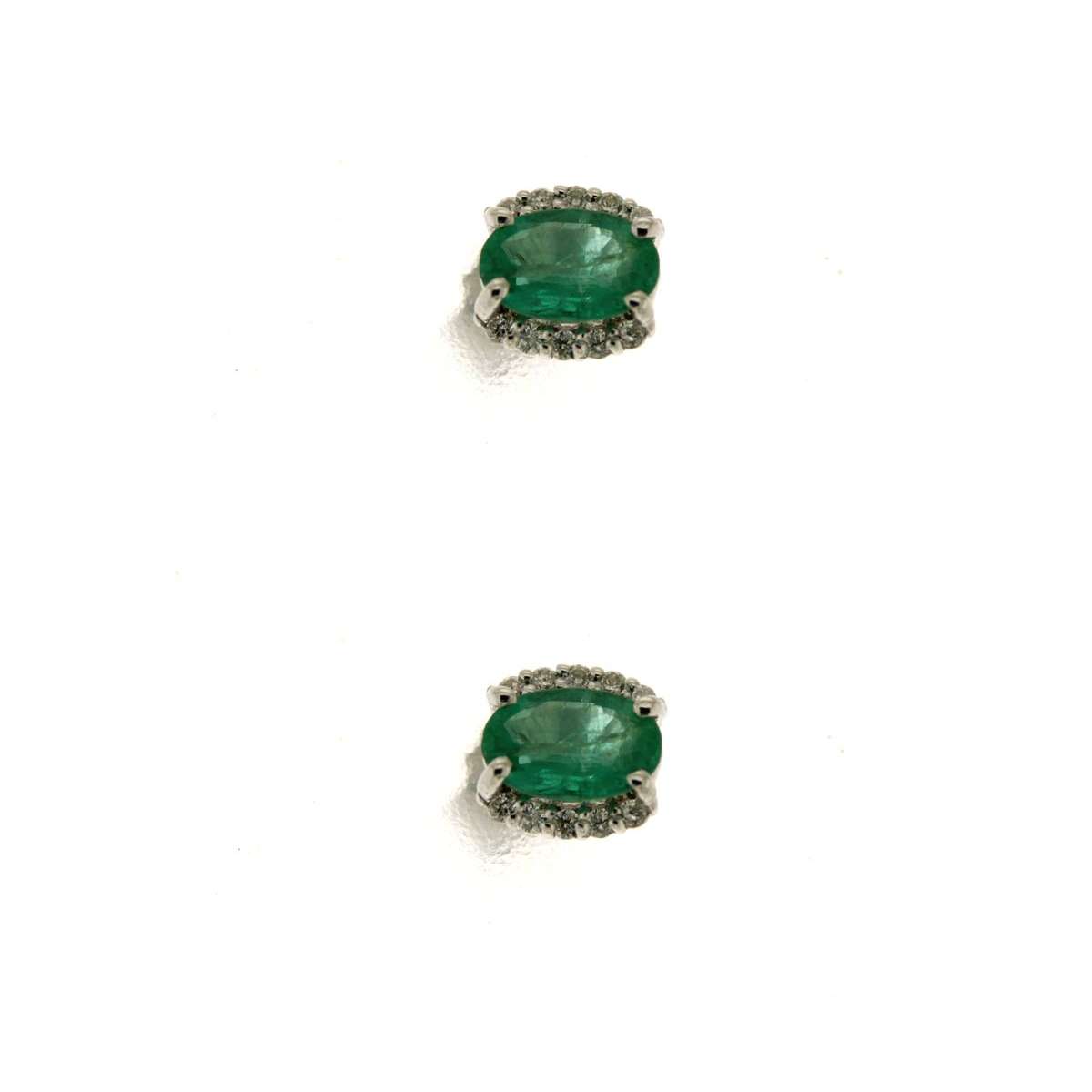 Orecchini con smeraldi ct 0.70 e diamanti ct 0.10 G-VS1