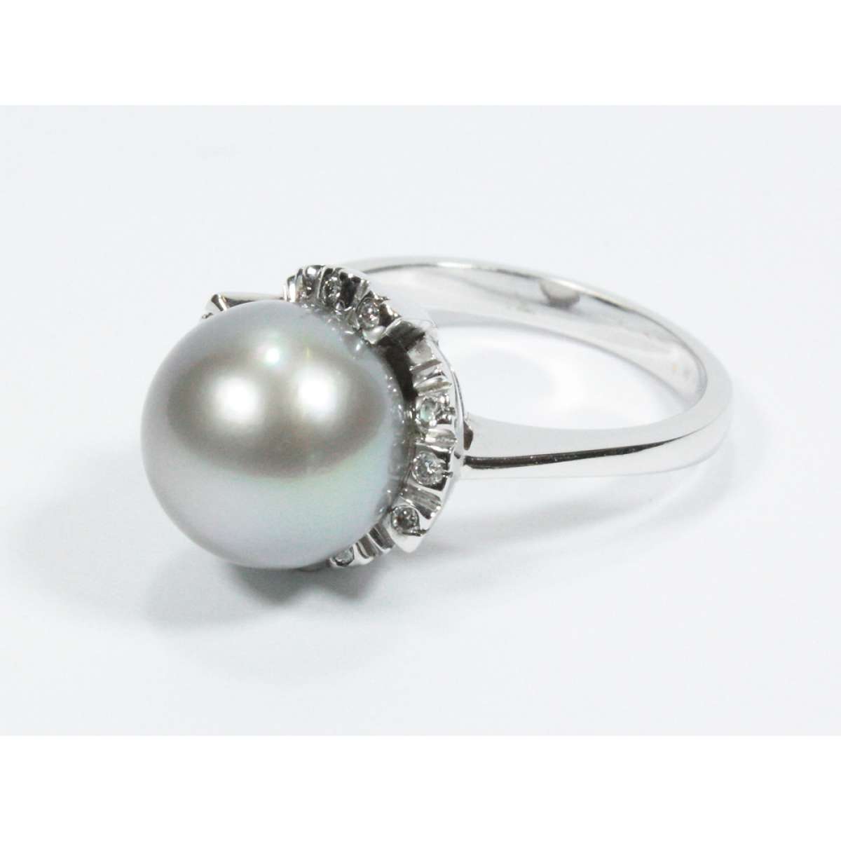 White gold ring with Tahiti gray pearl 11mm 0.12 carats diamonds G-VS1