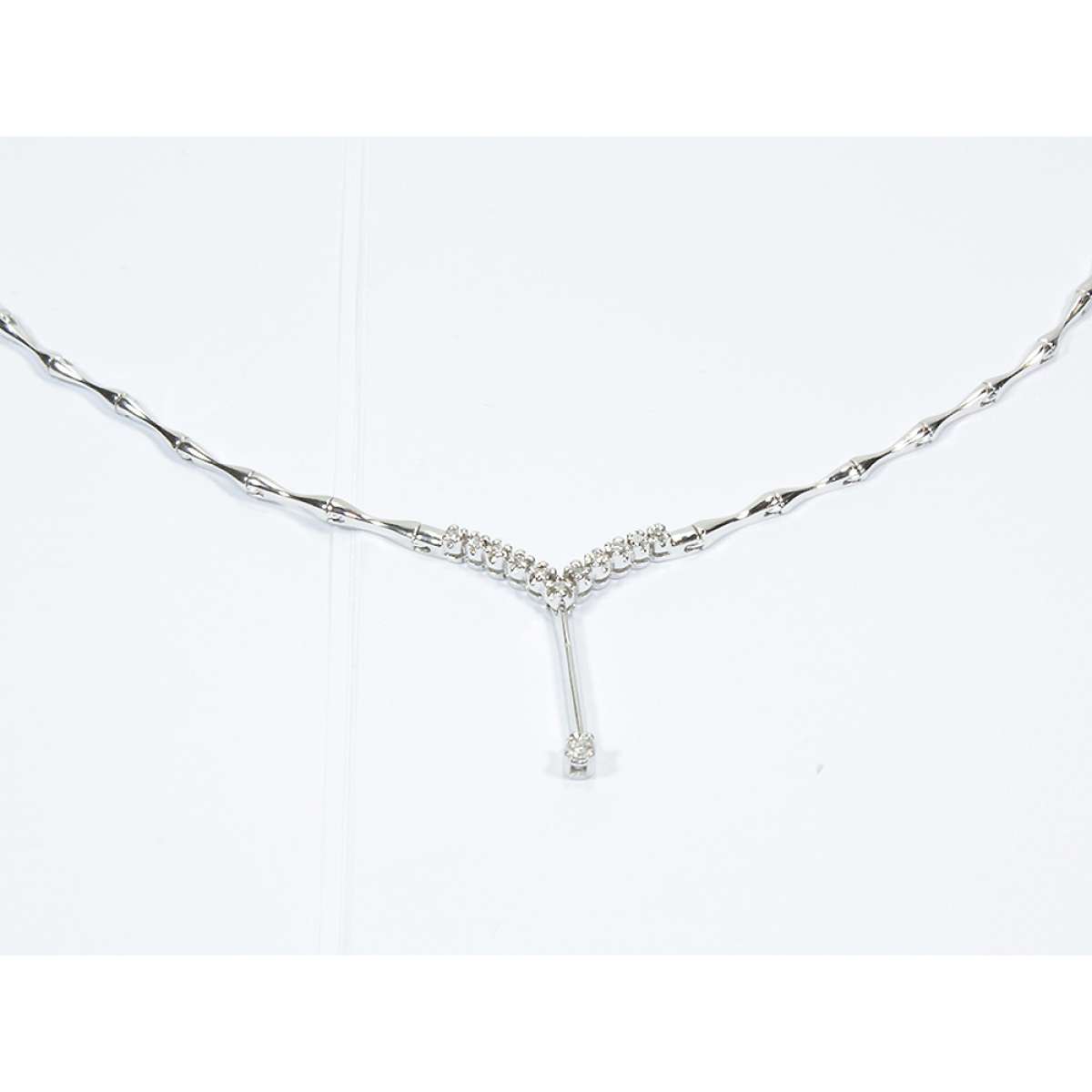 White gold semi-rigid choker 0.16 carats diamonds G-VVS1