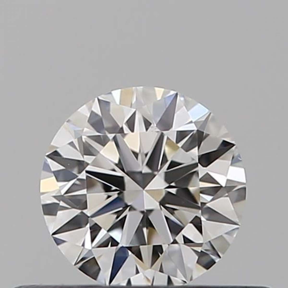 Certified Diamond GIA Carats 0.31 Color E Clarity VS1 EX VG EX Fluorescence NON Brown No Green No Milky No EyeClean 100% Certified Diamond GIA Carats 0.31 Color E Clarity VS1 EX VG EX Fluorescence NON Brown No Green No Milky No EyeClean 100%
