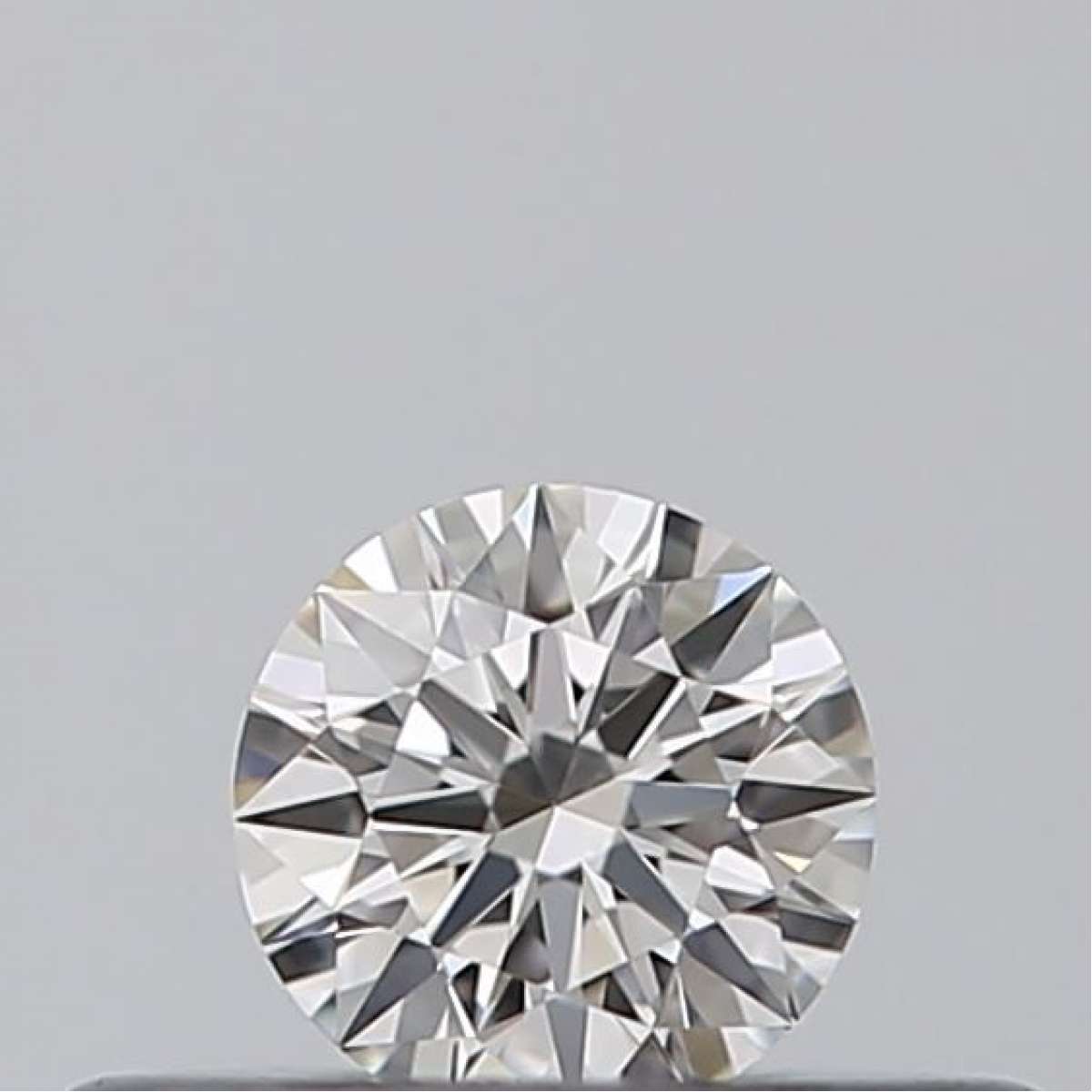 Diamante Certificato GIA Carati 0.18 Colore G Purezza VVS1 EX EX EX Fluorescenza NON Brown No Milky No EyeClean 100% Diamante Certificato GIA Carati 0.18 Colore G Purezza VVS1 EX EX EX Fluorescenza NON Brown No Milky No EyeClean 100%