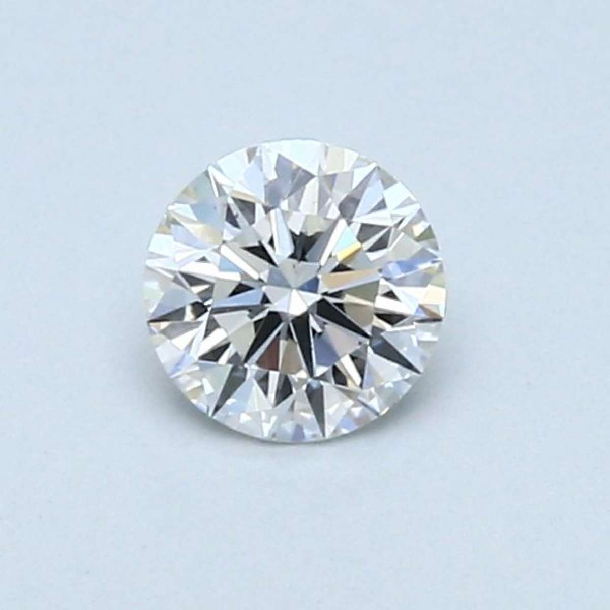 Diamante Certificato GIA Carati 0.43 Colore F Purezza VS2 VG VG EX Fluorescenza MED Brown No Green No Milky No EyeClean 100% Diamante Certificato GIA Carati 0.43 Colore F Purezza VS2 VG VG EX Fluorescenza MED Brown No Green No Milky No EyeClean 100%