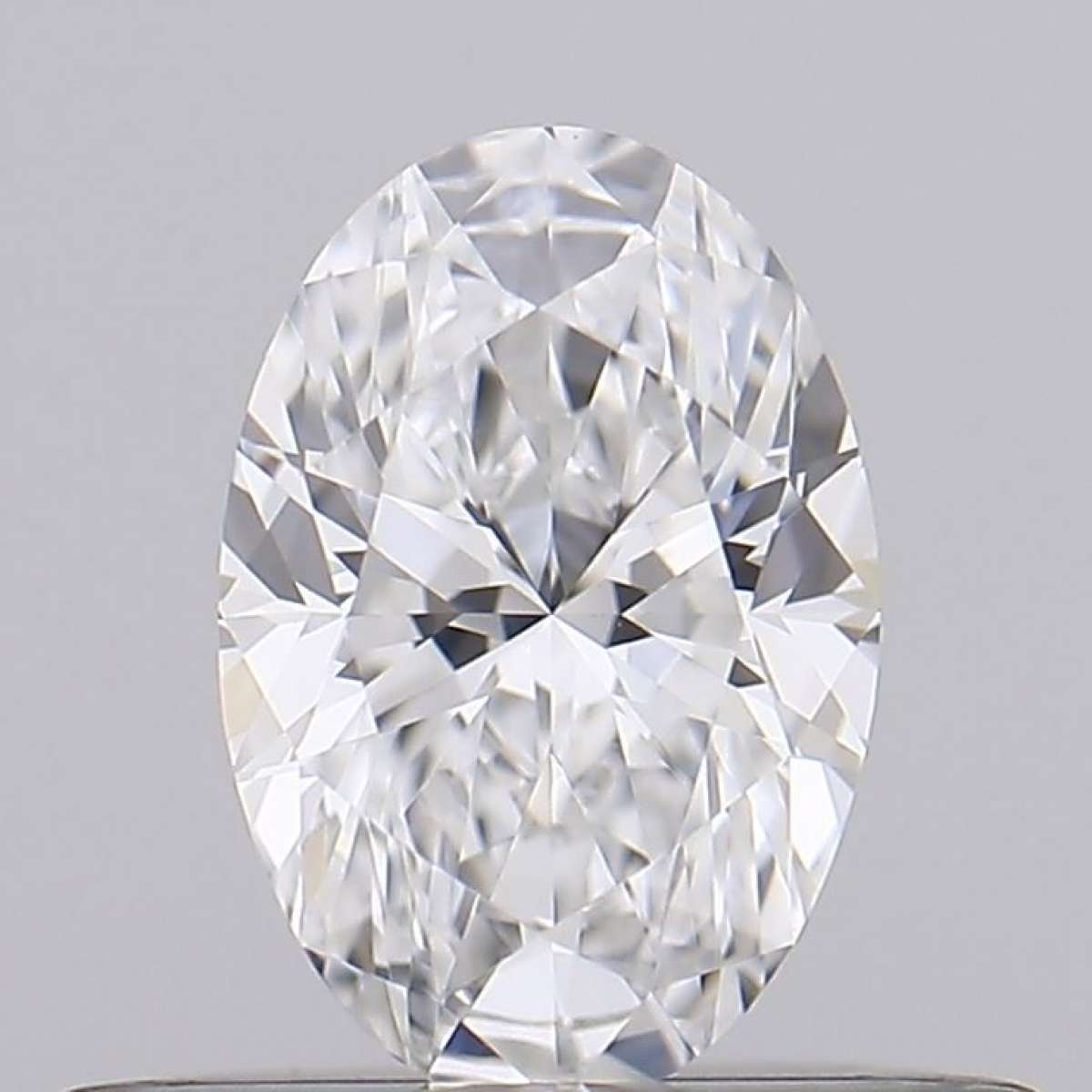 Diamante Certificato GIA Carati 0.35 Colore E Purezza VS1  -  VG  VG Fluorescenza NON Brown No Green No Milky No EyeClean 100%
