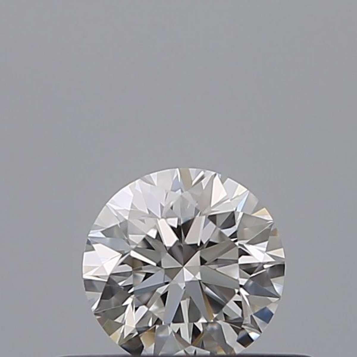 Diamante Certificato GIA Carati 0.3 Colore E Purezza VVS2  EX  EX  EX Fluorescenza NON Brown No Green No Milky No EyeClean 100%