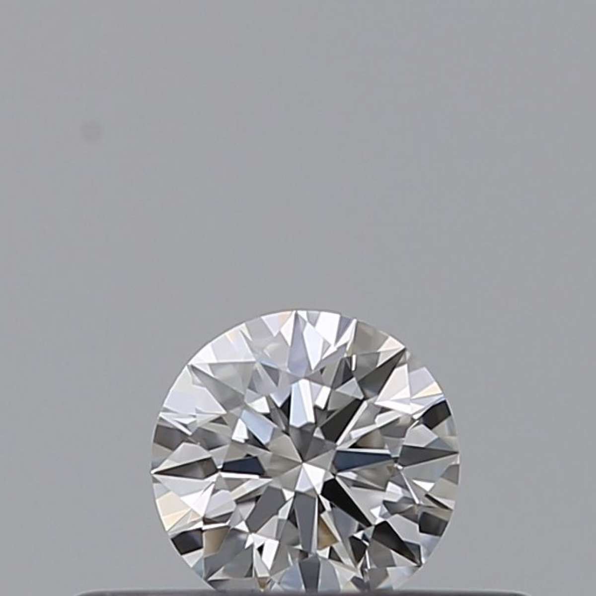 Certified Diamond GIA Carats 0.19 Color E Clarity VS1 EX EX EX Fluorescence MED Brown No Green No Milky No EyeClean 100% Certified Diamond GIA Carats 0.19 Color E Clarity VS1 EX EX EX Fluorescence MED Brown No Green No Milky No EyeClean 100%