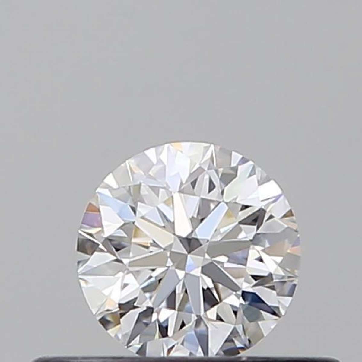 Certified Diamond GIA Carats 0.3 Color D Clarity VVS2 EX EX EX Fluorescence NON Brown No Green No Milky No EyeClean 100% Certified Diamond GIA Carats 0.3 Color D Clarity VVS2 EX EX EX Fluorescence NON Brown No Green No Milky No EyeClean 100%