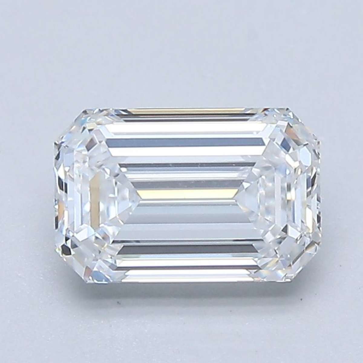Certified Diamond GIA Carats 1.33 Color E Clarity VVS1  -  EX  EX Fluorescence FNT Brown No Green No Milky No EyeClean 100%