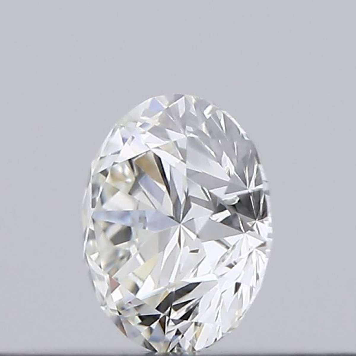 Certified Diamond GIA Carats 0.18 Color H Clarity VVS2  EX  EX  EX Fluorescence NON Brown No Green No Milky No EyeClean 100% Certified Diamond GIA Carats 0.18 Color H Clarity VVS2  EX  EX  EX Fluorescence NON Brown No Green No Milky No EyeClean 100%