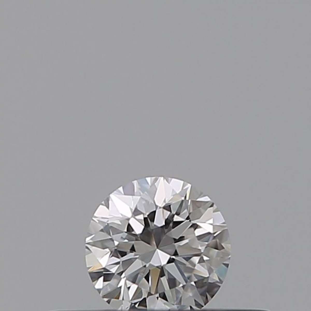 Diamante Certificato IGI Carati 0.18 Colore D Purezza VVS1 VG EX EX Fluorescenza NON Brown No Green No Milky No EyeClean 100% Diamante Certificato IGI Carati 0.18 Colore D Purezza VVS1 VG EX EX Fluorescenza NON Brown No Green No Milky No EyeClean 100%