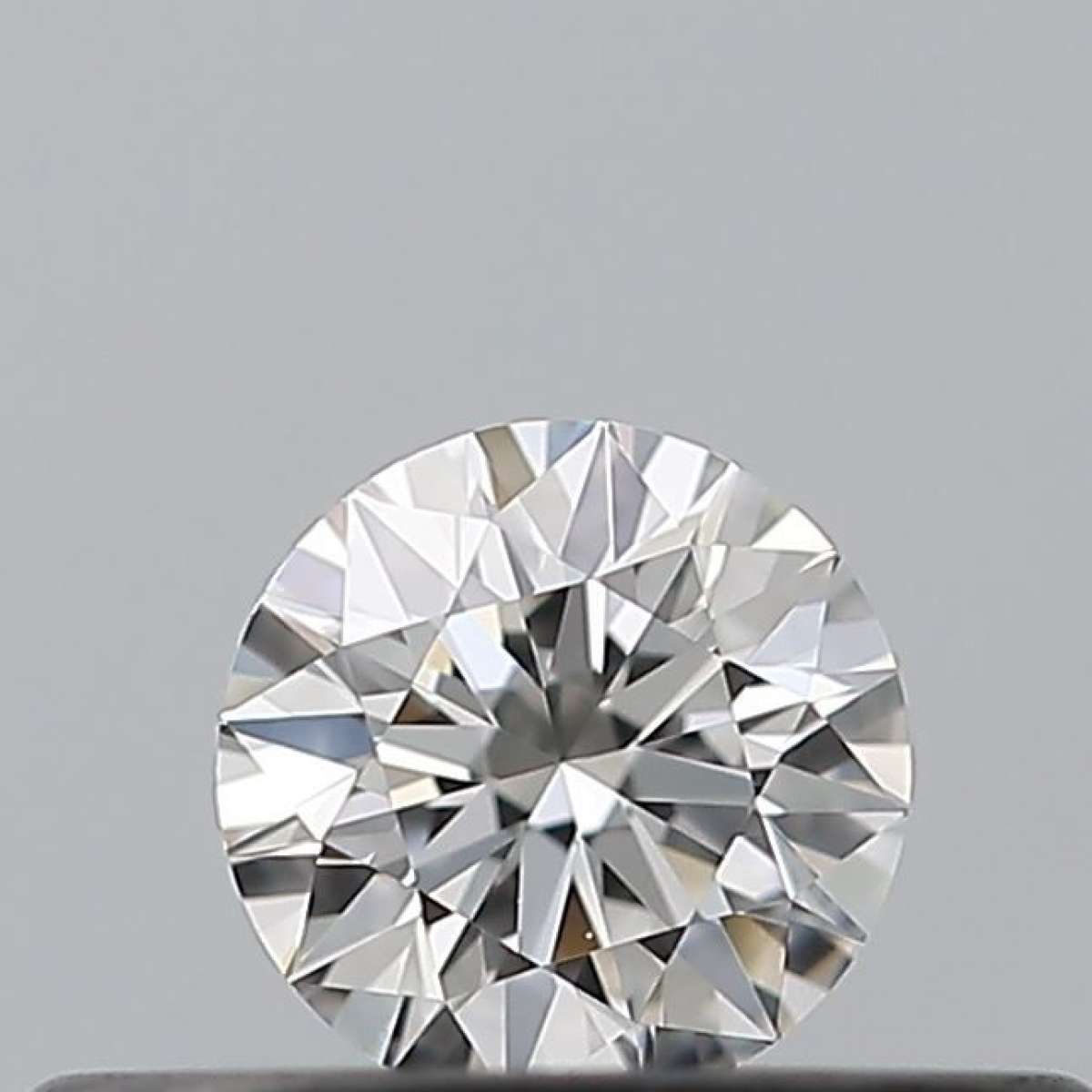 Certified Diamond IGI Carats 0.18 Color E Clarity VVS1  EX  EX  EX Fluorescence NON Brown No Green No Milky No EyeClean 100%